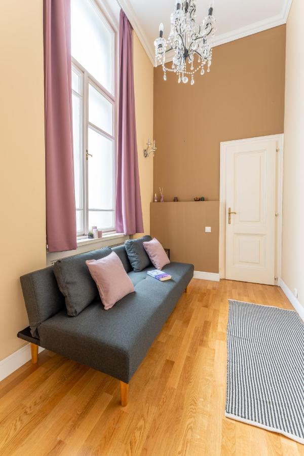 Matilda Luxury Suite Apartment Budapest Exteriör bild
